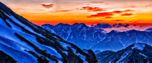 Montagnes japonaises au coucher du soleil