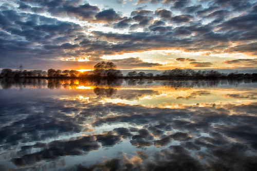 Langit penuh badai Danau