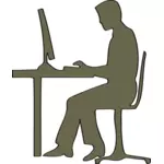 男人坐在计算机桌向量剪贴画的轮廓